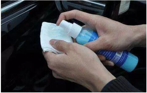 后視鏡是卡車司機的“第二只眼睛”